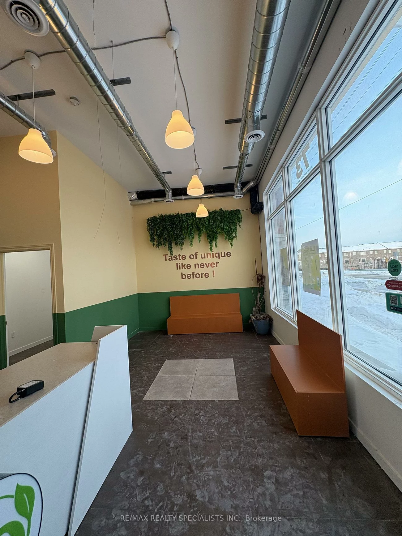 73, Burnhamthorpe, 1008 - GO Glenorchy, Oakville