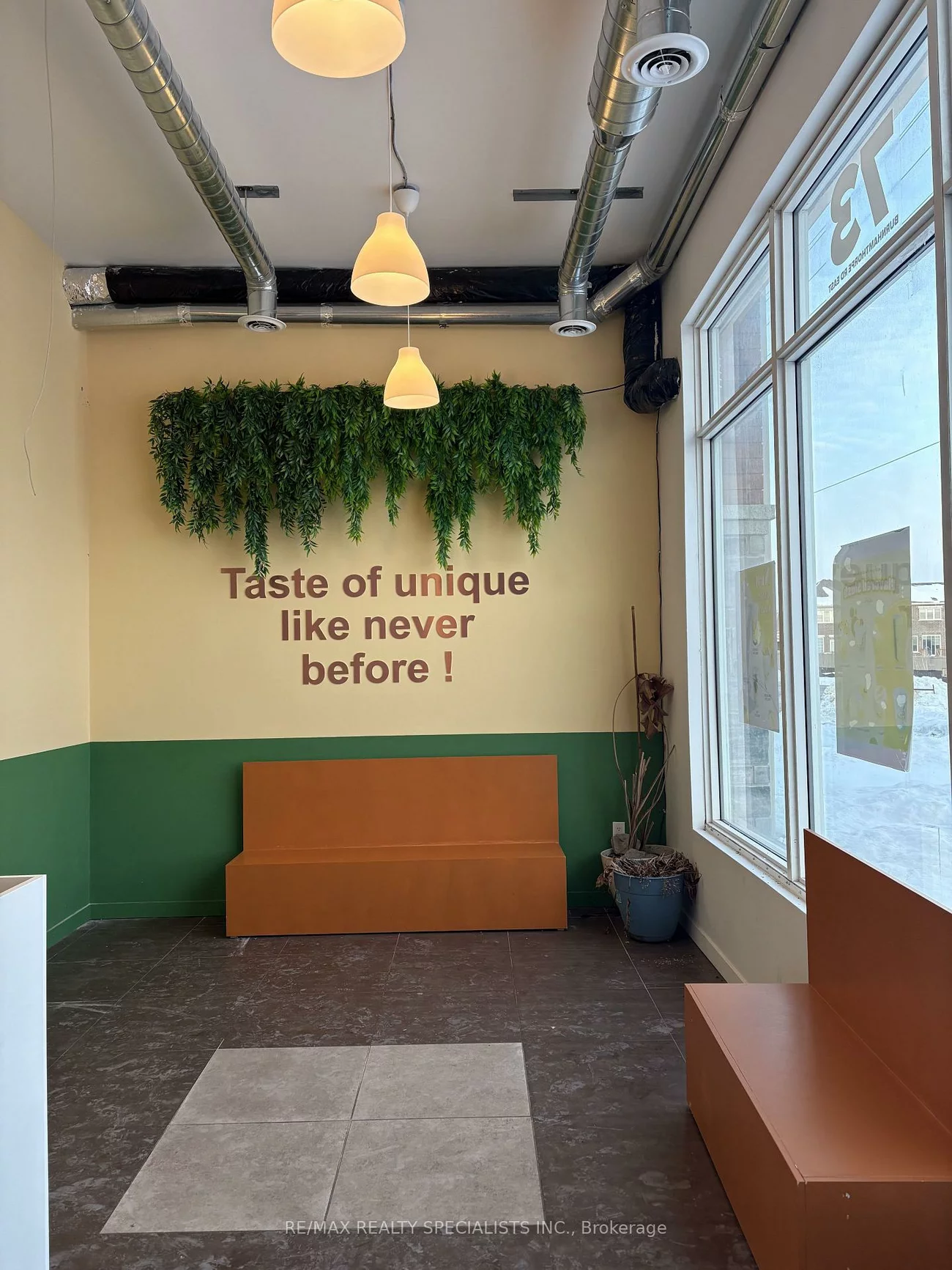 73, Burnhamthorpe, 1008 - GO Glenorchy, Oakville