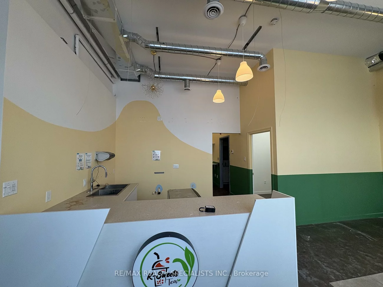 73, Burnhamthorpe, 1008 - GO Glenorchy, Oakville