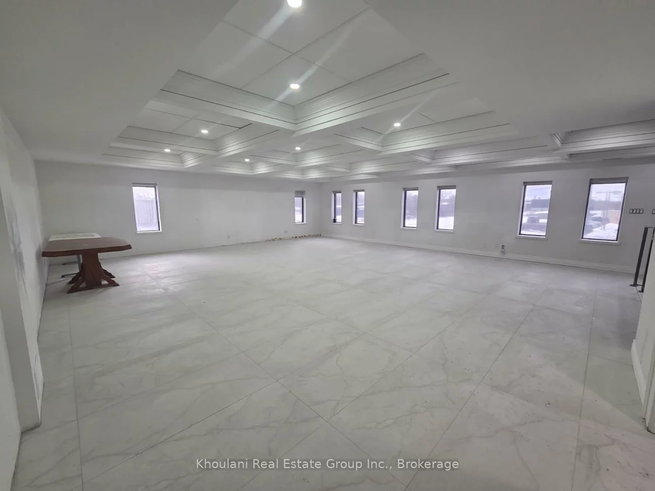 615, Third, 1014 - QE Queen Elizabeth, Oakville