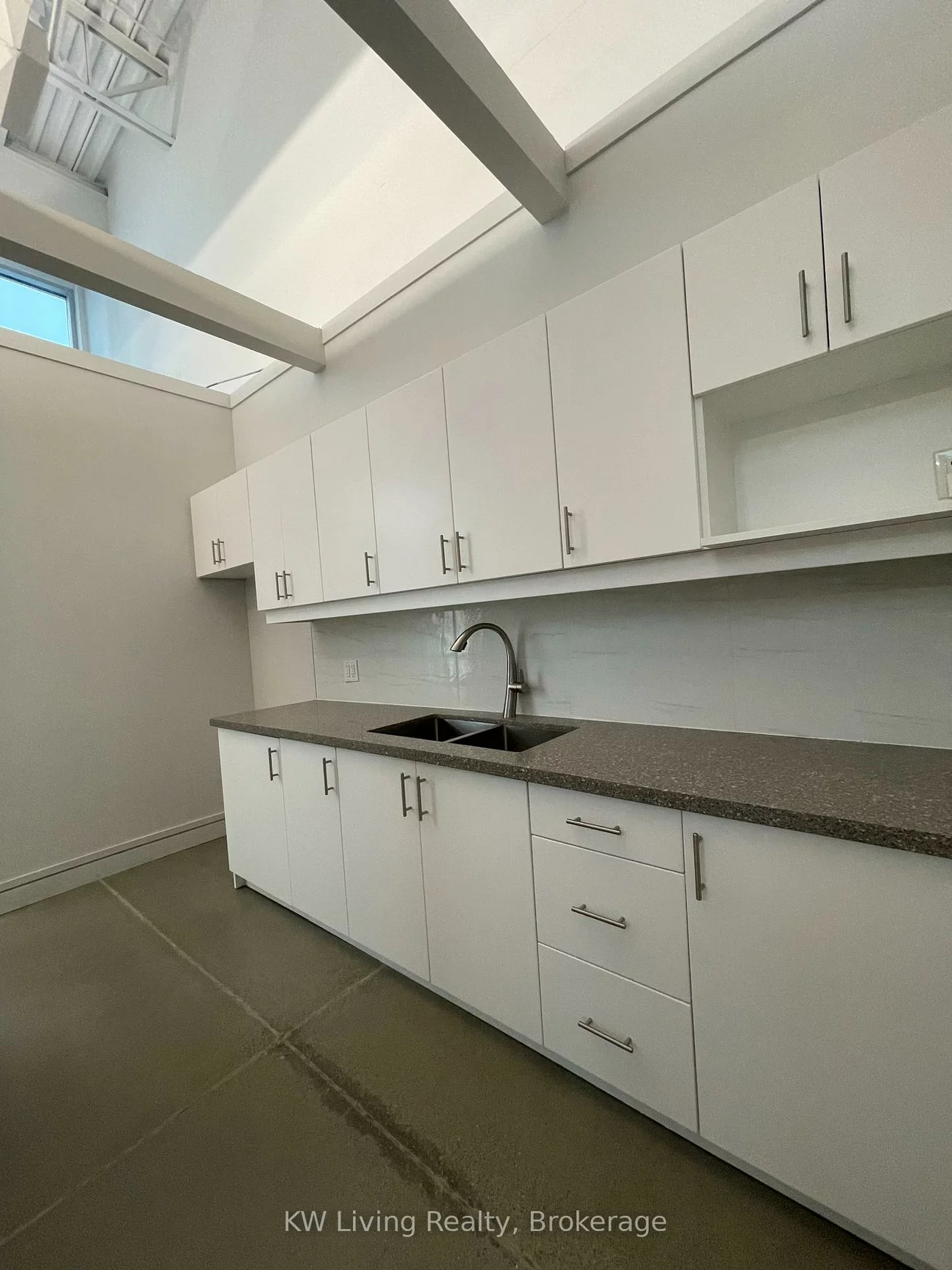 2578, Bristol, 1021 - WP Winston Park, Oakville