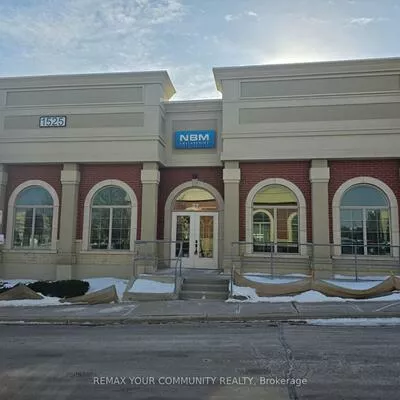 1525, Cornwall, 1014 - QE Queen Elizabeth, Oakville