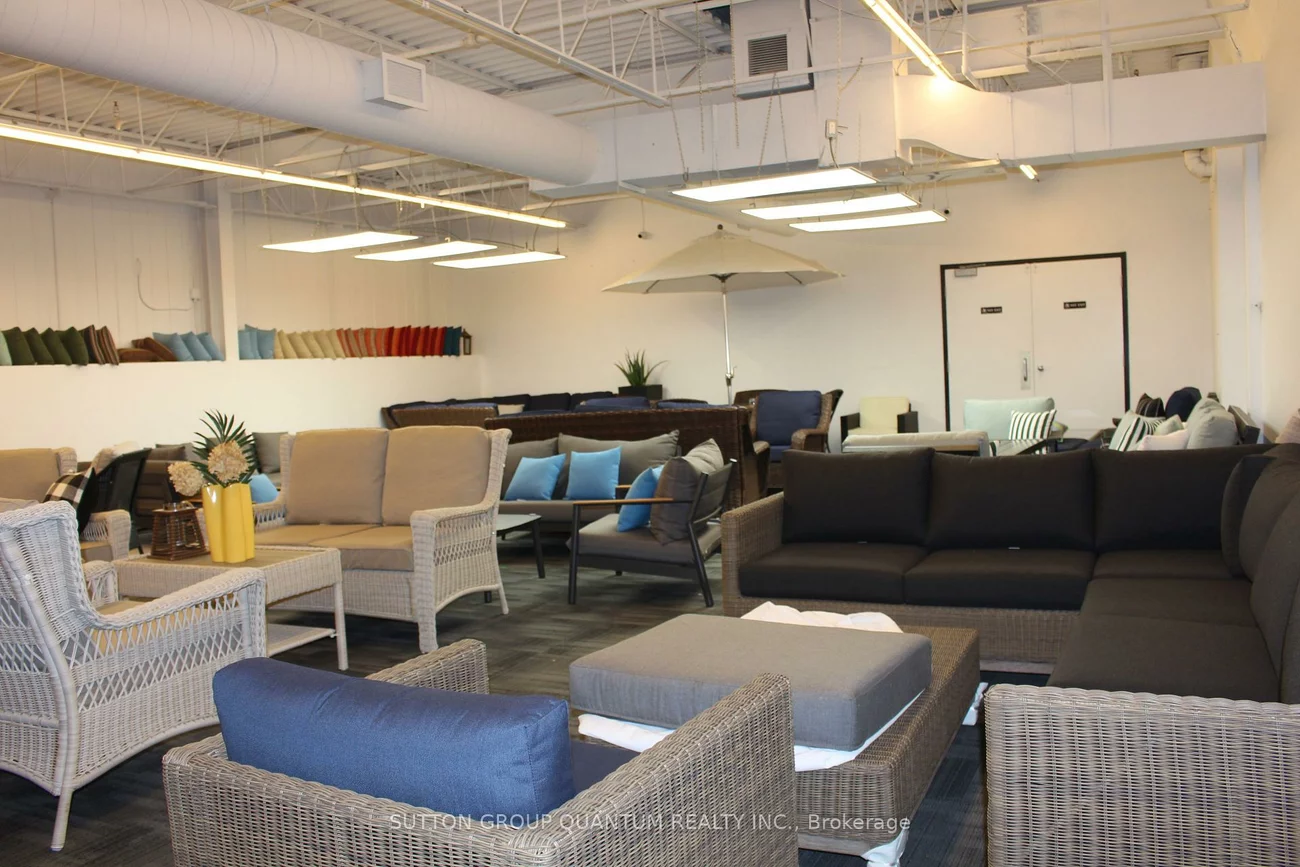 2239, Winston Park, 1021 - WP Winston Park, Oakville