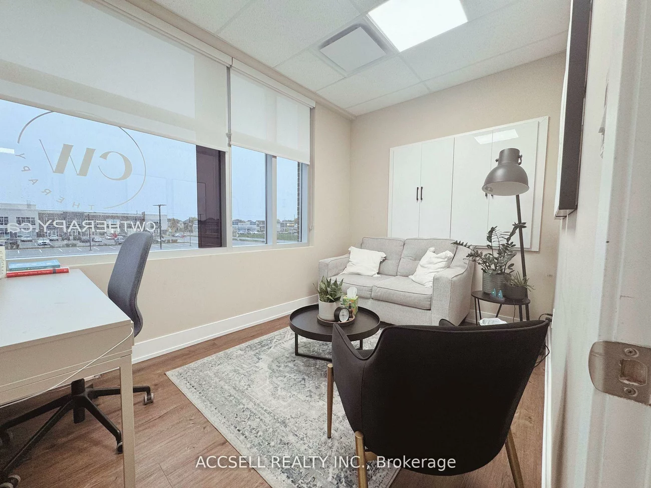 3485, Rebecca, 1014 - QE Queen Elizabeth, Oakville