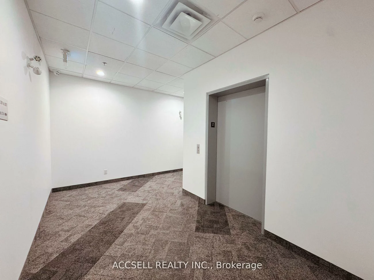 3485, Rebecca, 1014 - QE Queen Elizabeth, Oakville