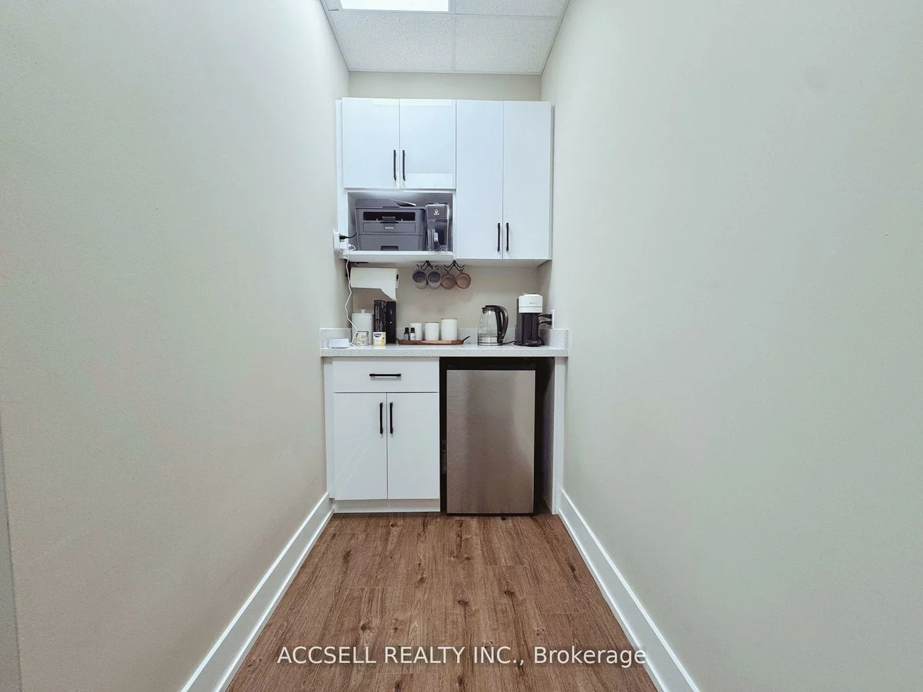 3485, Rebecca, 1014 - QE Queen Elizabeth, Oakville