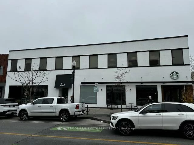 235, Lakeshore, 1013 - OO Old Oakville, Oakville