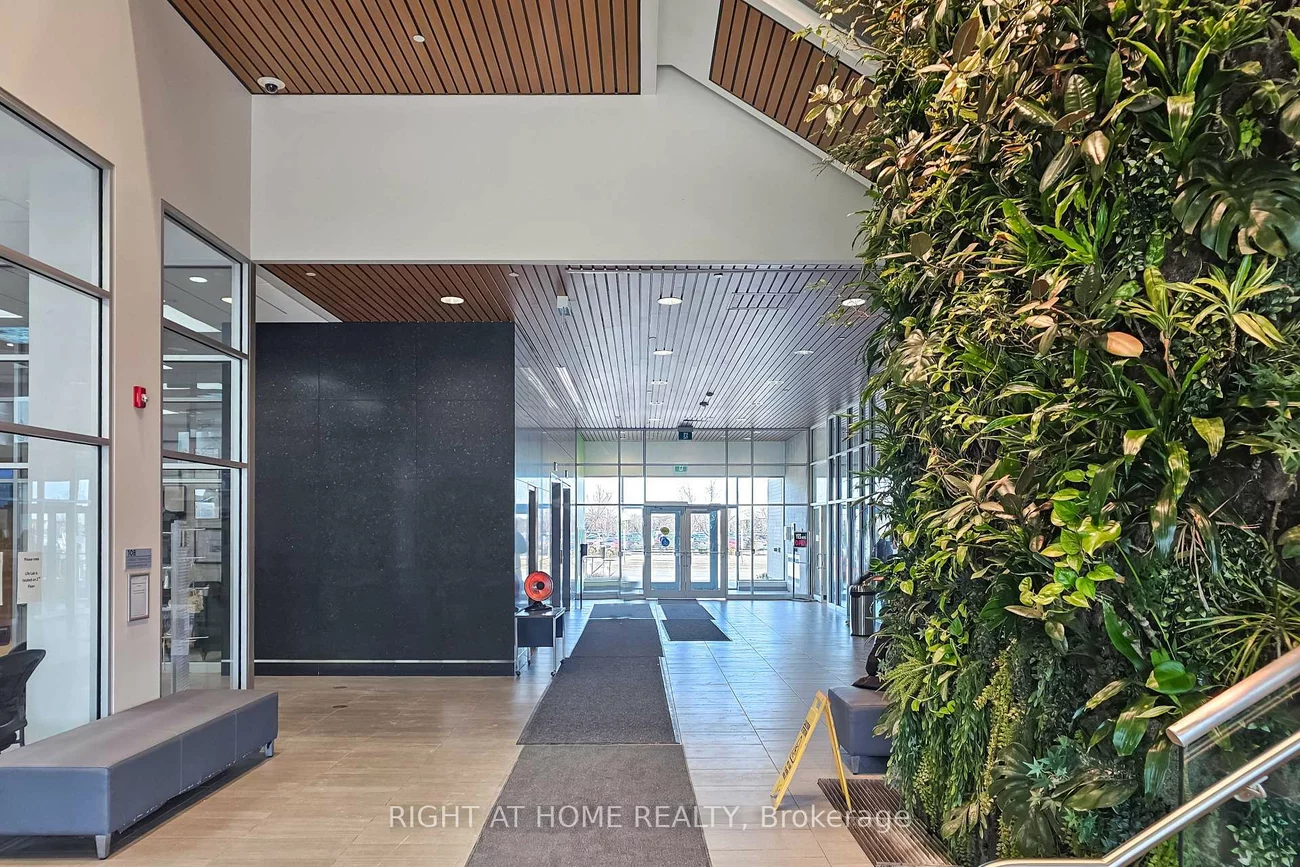 3075, Hospital, 1012 - NW Northwest, Oakville