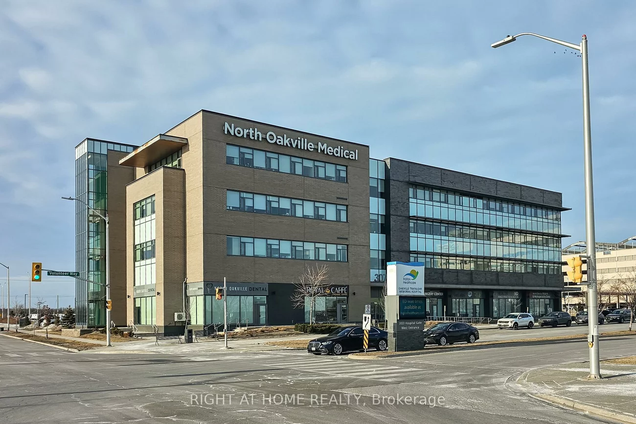 3075, Hospital, 1012 - NW Northwest, Oakville