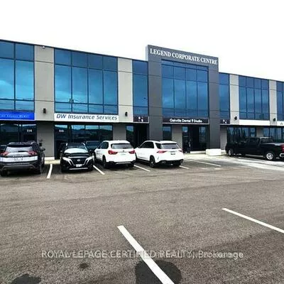 1660, North Service, 1014 - QE Queen Elizabeth, Oakville