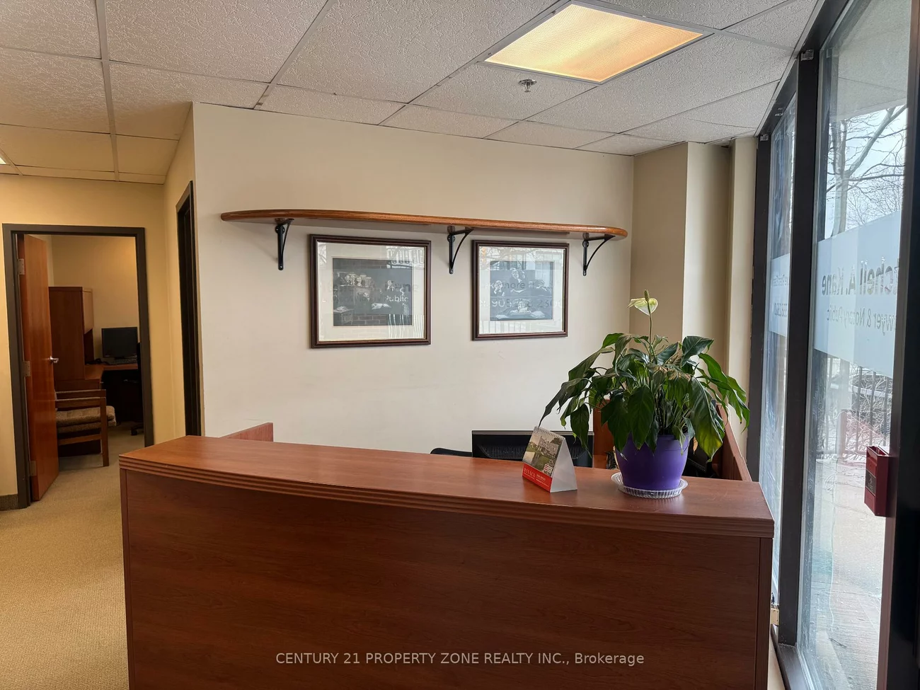 102, Lakeshore, 1013 - OO Old Oakville, Oakville