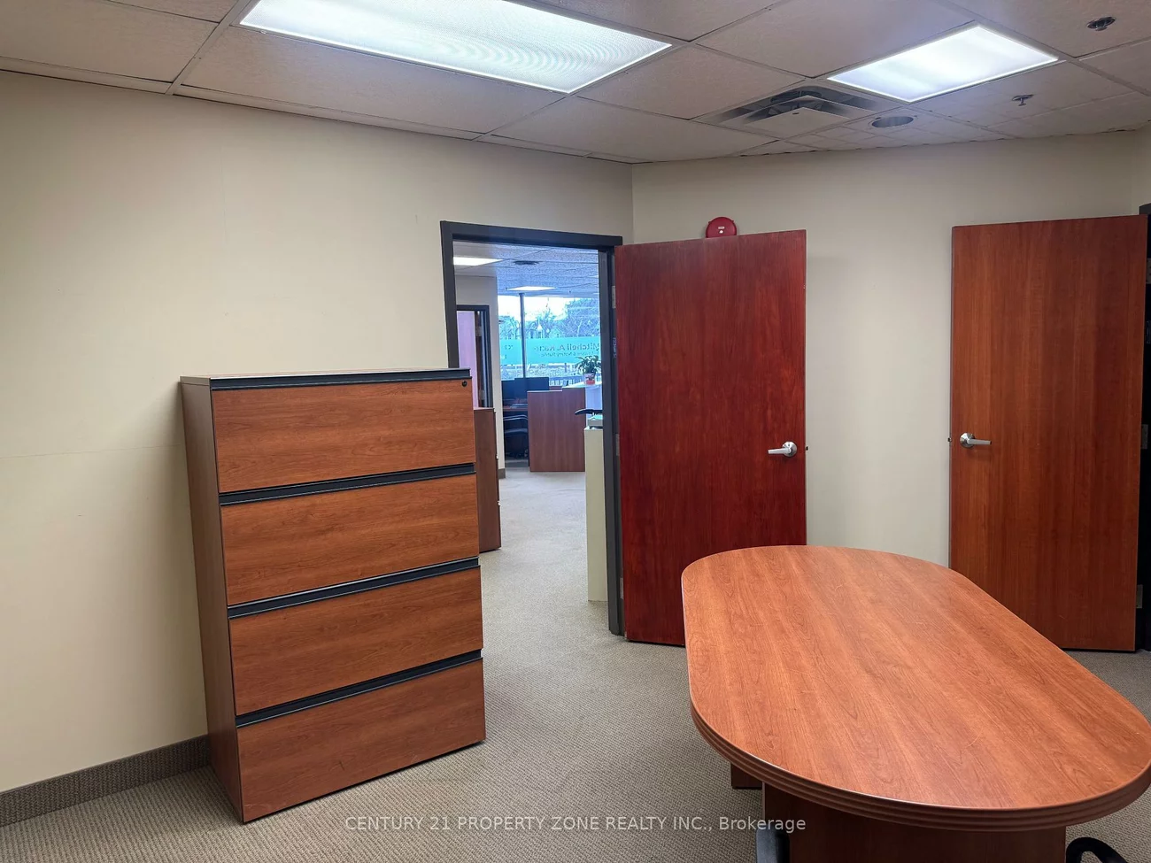 102, Lakeshore, 1013 - OO Old Oakville, Oakville