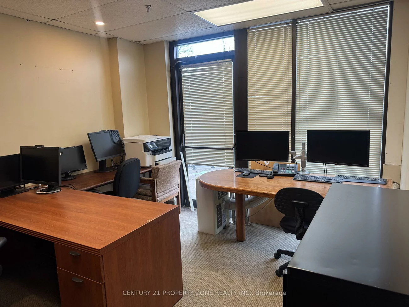 102, Lakeshore, 1013 - OO Old Oakville, Oakville