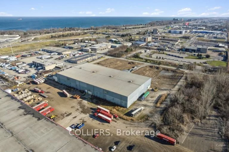 1244, Speers, 1014 - QE Queen Elizabeth, Oakville