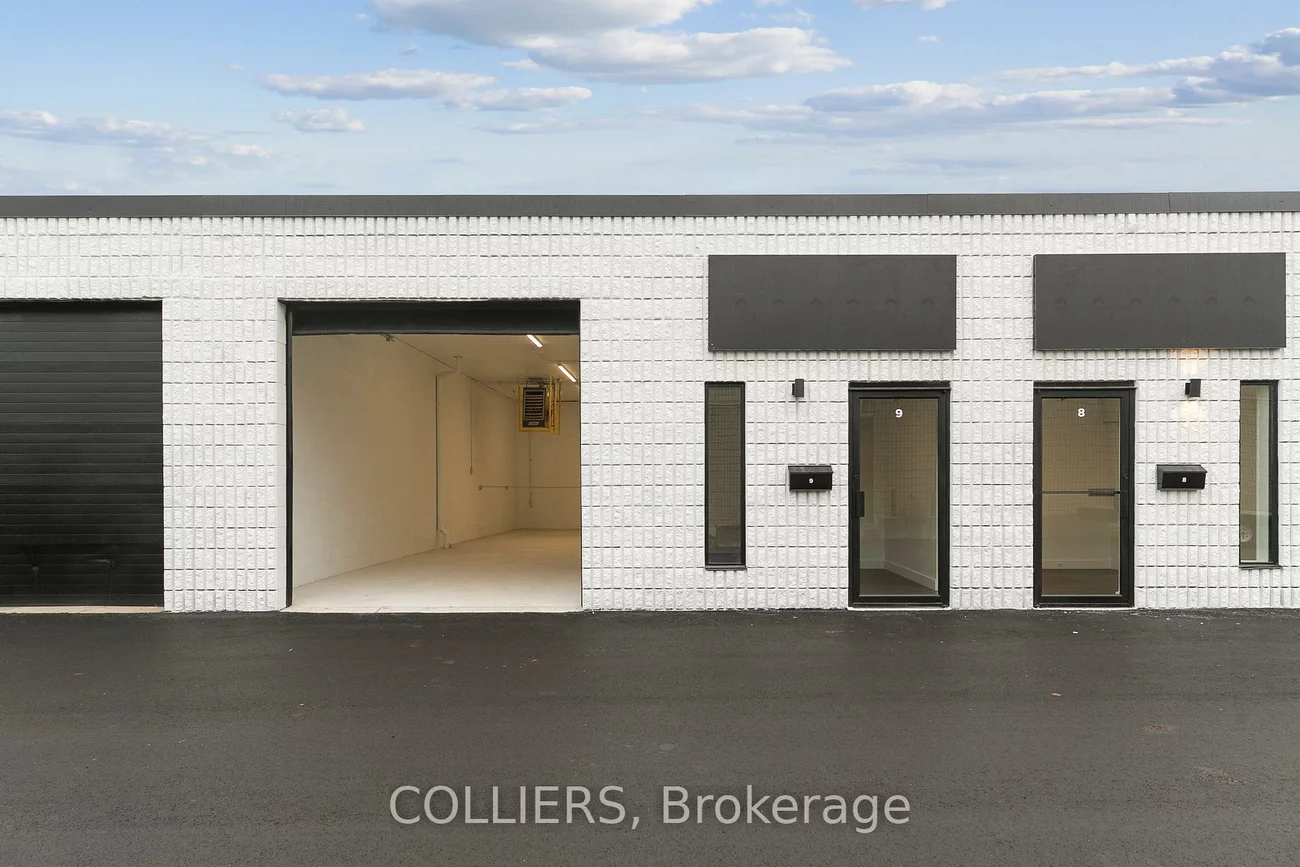 1244, Speers, 1014 - QE Queen Elizabeth, Oakville