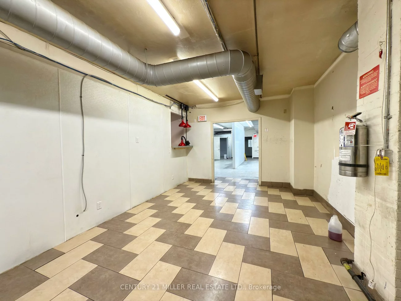 438, Kerr, 1002 - CO Central, Oakville