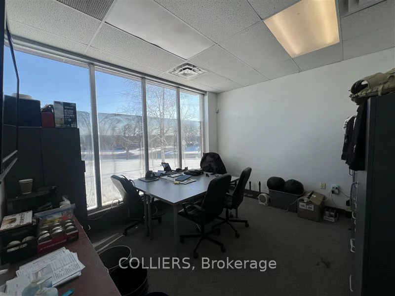 505, Iroquois Shore, 1014 - QE Queen Elizabeth, Oakville