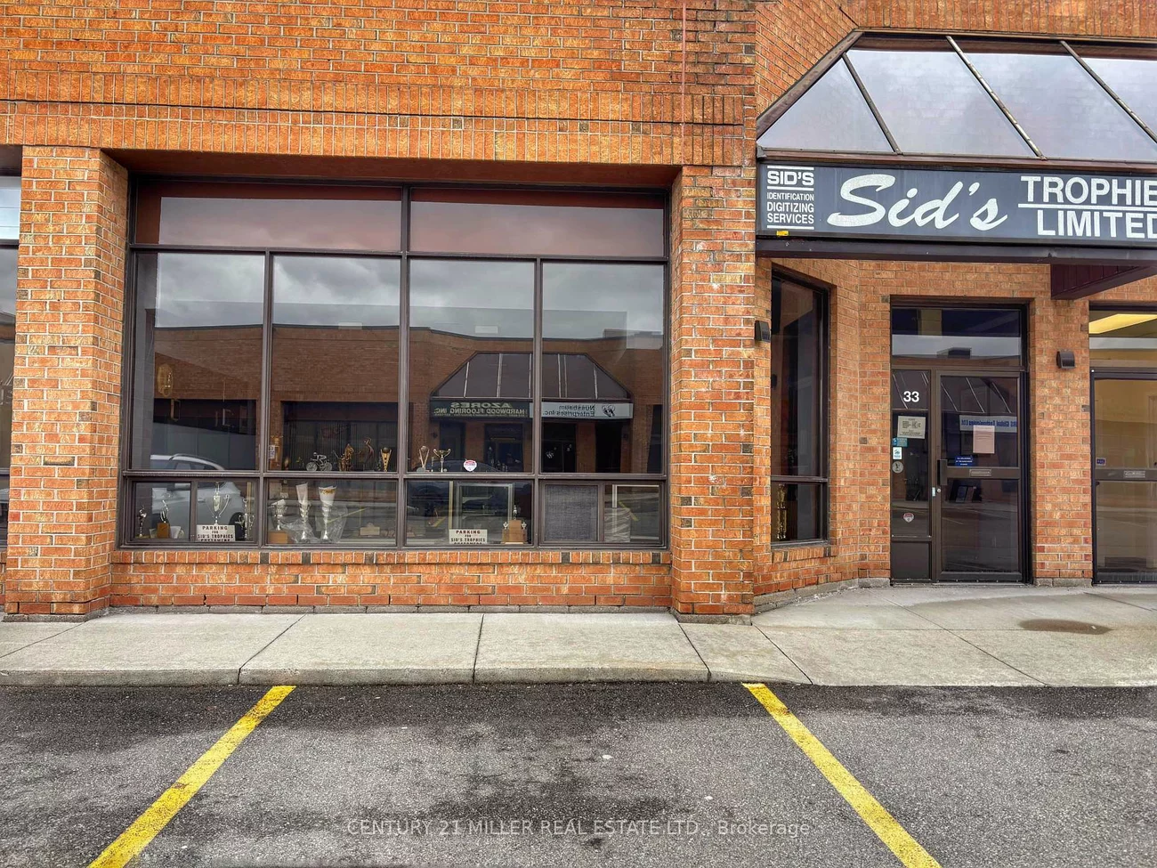 775, Pacific, 1014 - QE Queen Elizabeth, Oakville