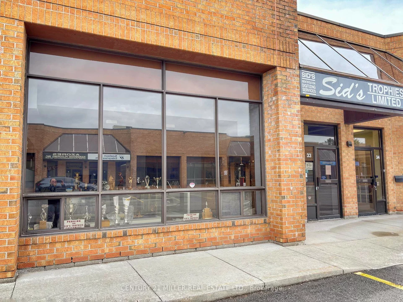 775, Pacific, 1014 - QE Queen Elizabeth, Oakville