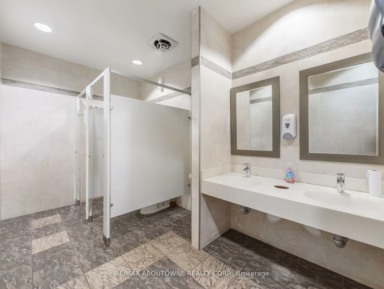 344, Lakeshore, 1013 - OO Old Oakville, Oakville