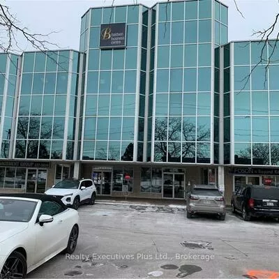 466, Speers, 1014 - QE Queen Elizabeth, Oakville