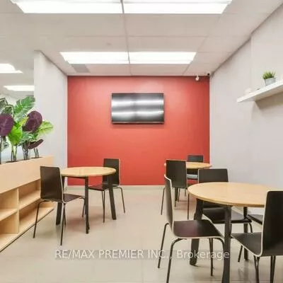 231, Oak Park, 1015 - RO River Oaks, Oakville