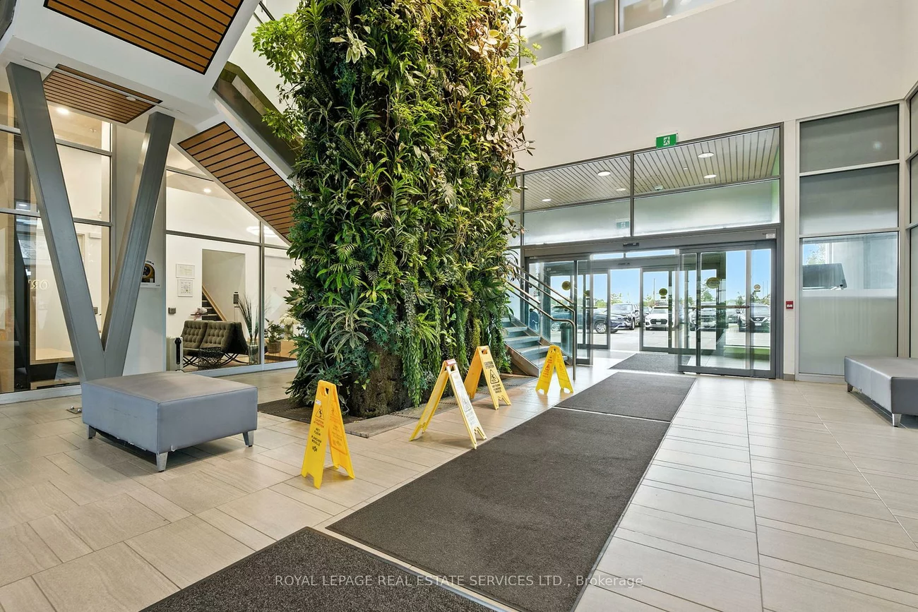 3075, Hospital, 1012 - NW Northwest, Oakville