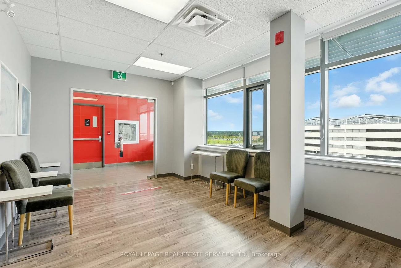 3075, Hospital, 1012 - NW Northwest, Oakville