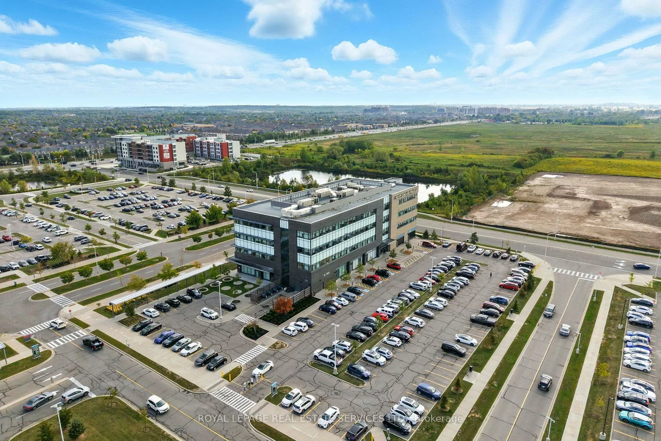 3075, Hospital, 1012 - NW Northwest, Oakville