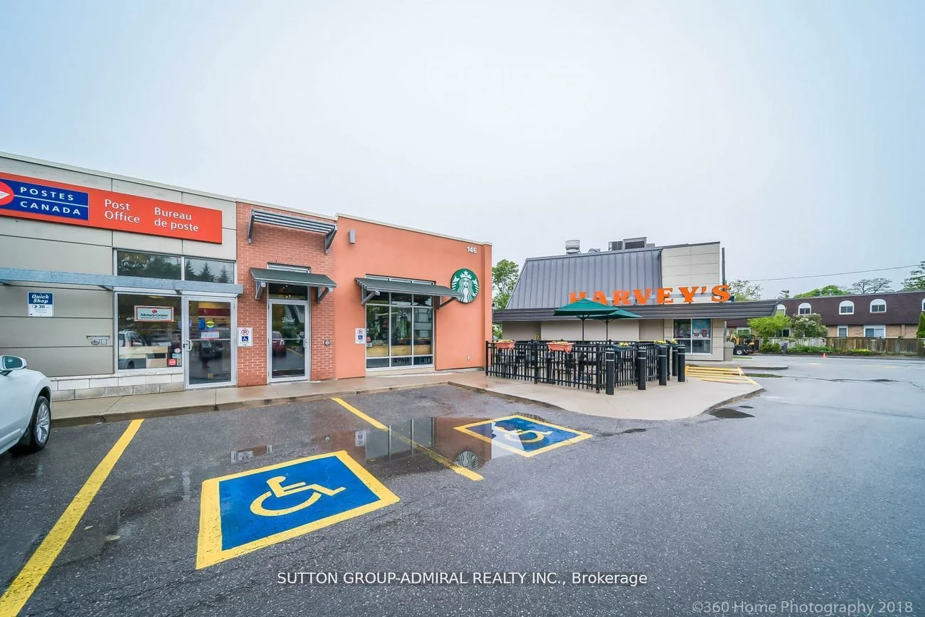 104, Lakeshore, 1002 - CO Central, Oakville