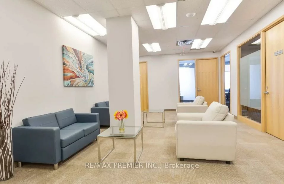 231, Oak Park, 1015 - RO River Oaks, Oakville