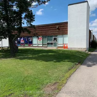 1100, INVICTA, 1014 - QE Queen Elizabeth, Oakville