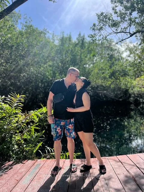 466, Speers, 1014 - QE Queen Elizabeth, Oakville