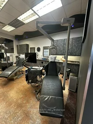 2450, Neyagawa, 1015 - RO River Oaks, Oakville