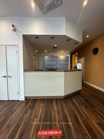 2460, Neyagawa, 1015 - RO River Oaks, Oakville