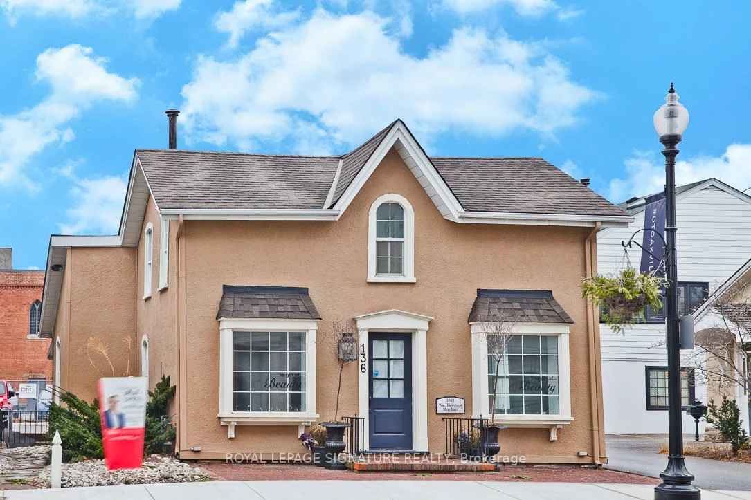 136, Trafalgar, 1013 - OO Old Oakville, Oakville