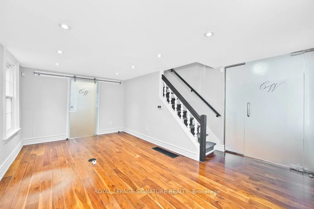 136, Trafalgar, 1013 - OO Old Oakville, Oakville