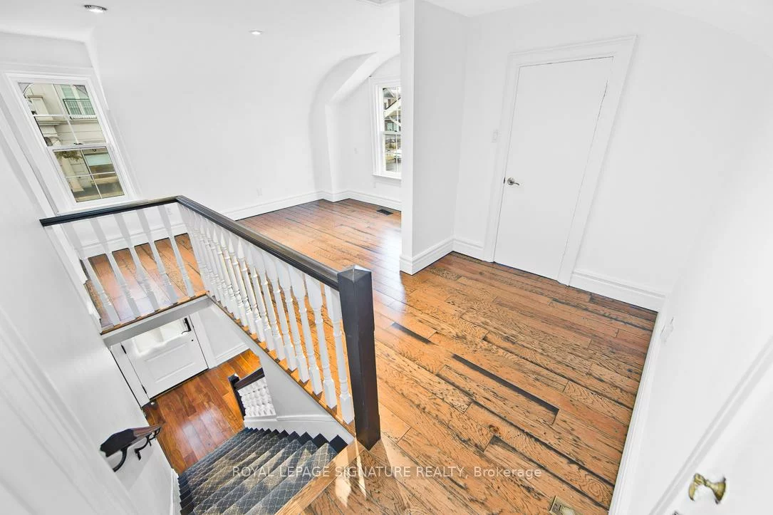 136, Trafalgar, 1013 - OO Old Oakville, Oakville