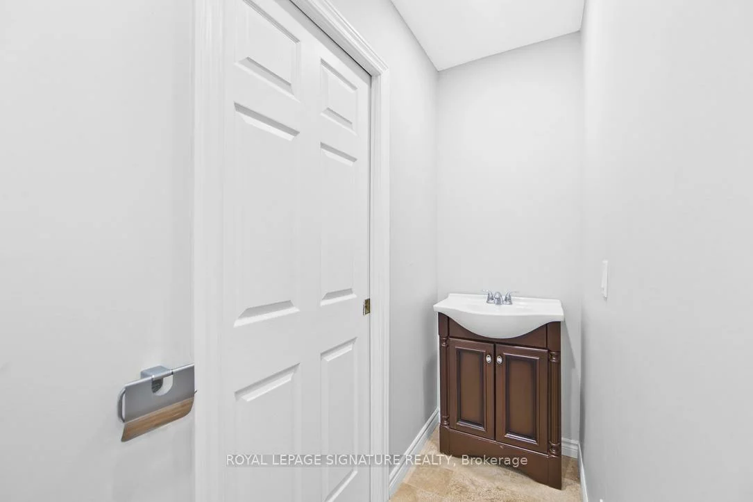 136, Trafalgar, 1013 - OO Old Oakville, Oakville