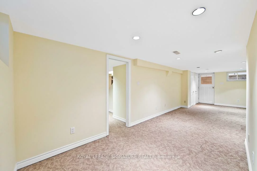 136, Trafalgar, 1013 - OO Old Oakville, Oakville