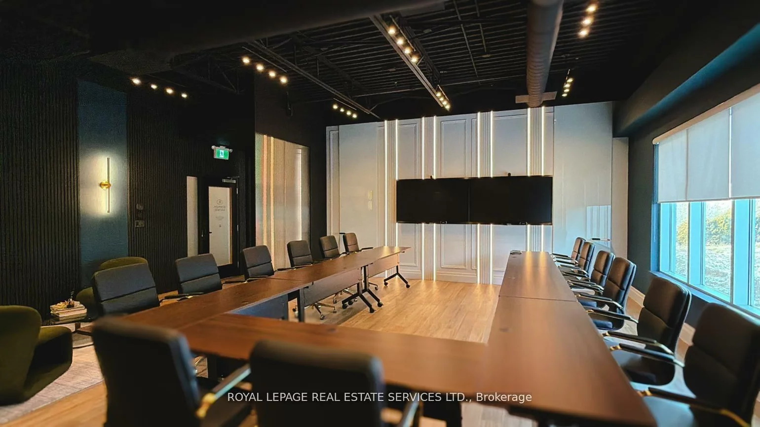 3475, Rebecca, 1014 - QE Queen Elizabeth, Oakville