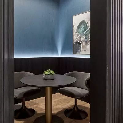 3475, Rebecca, 1014 - QE Queen Elizabeth, Oakville