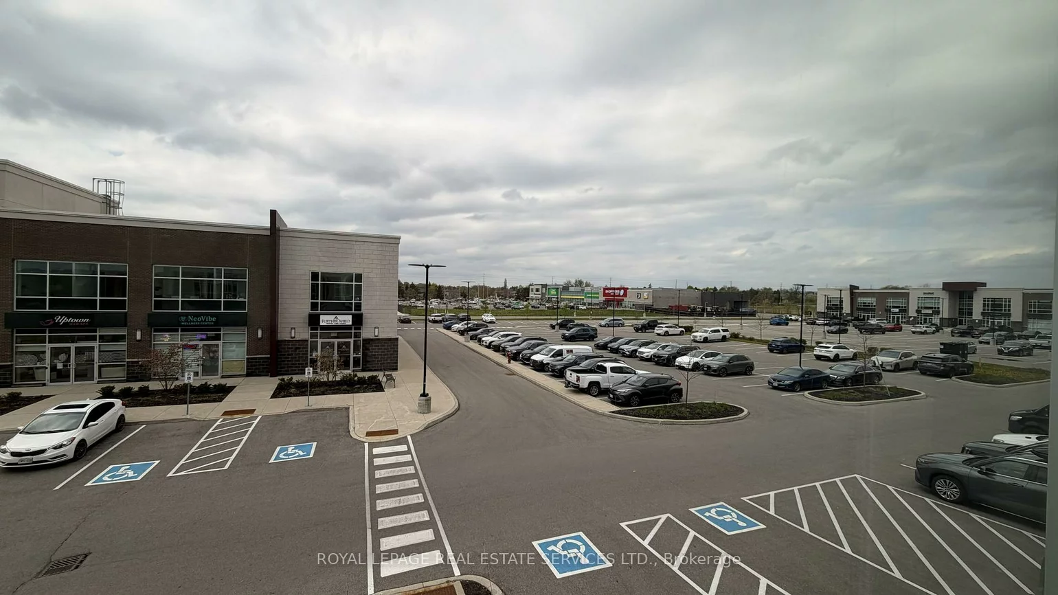 3465, Rebecca, 1014 - QE Queen Elizabeth, Oakville