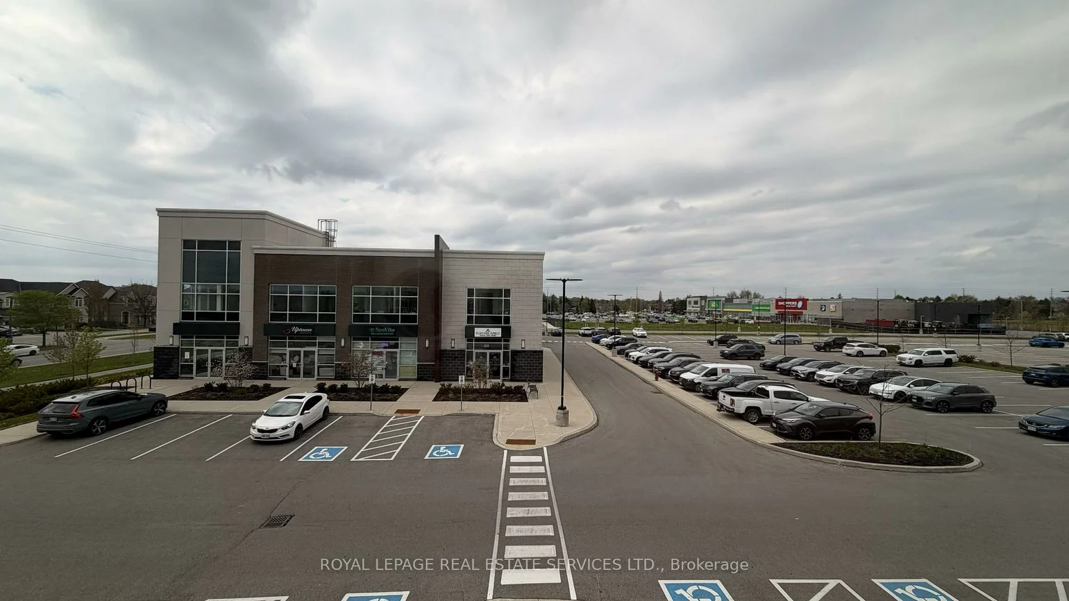 3465, Rebecca, 1014 - QE Queen Elizabeth, Oakville