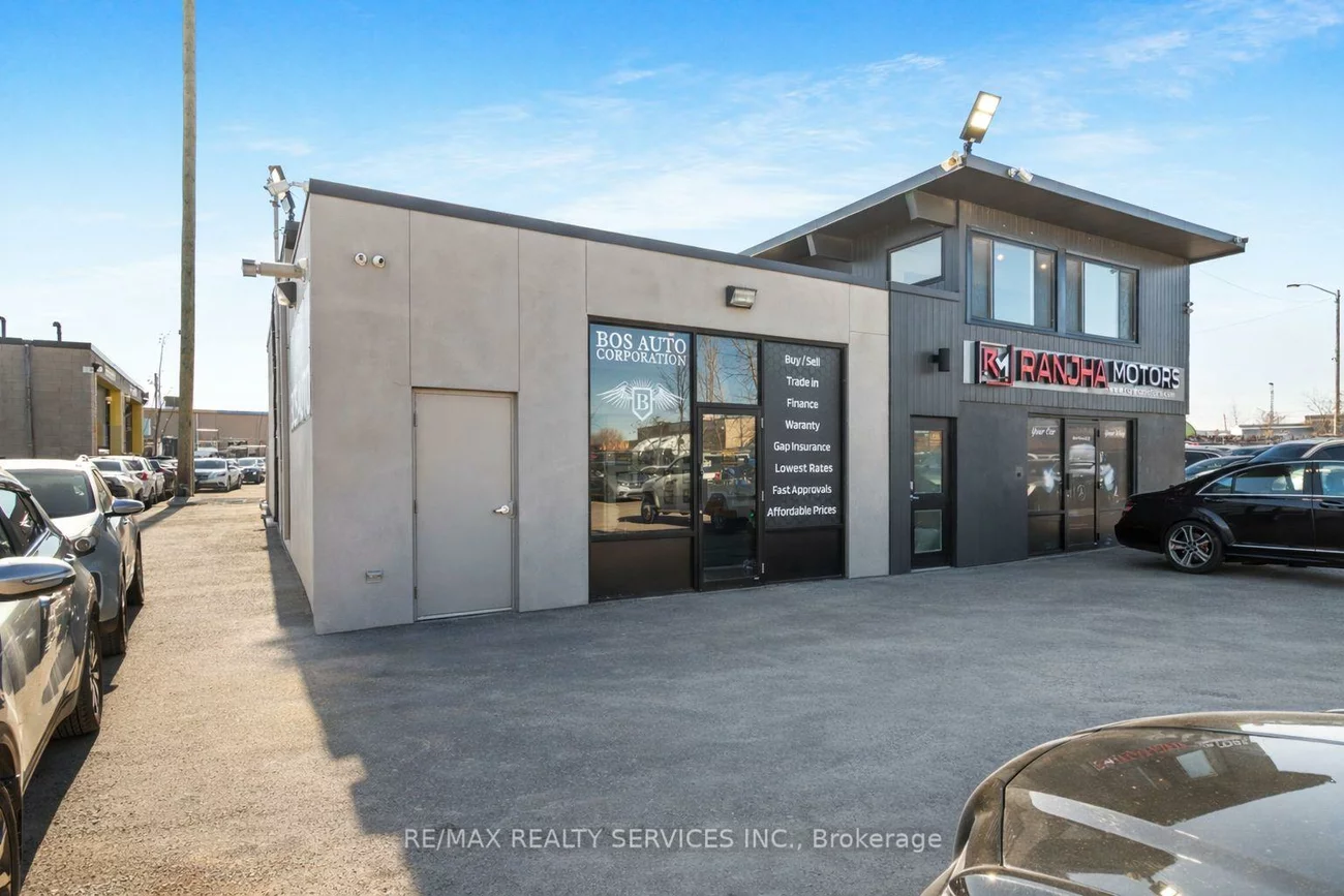 2479, Beryl, 1014 - QE Queen Elizabeth, Oakville