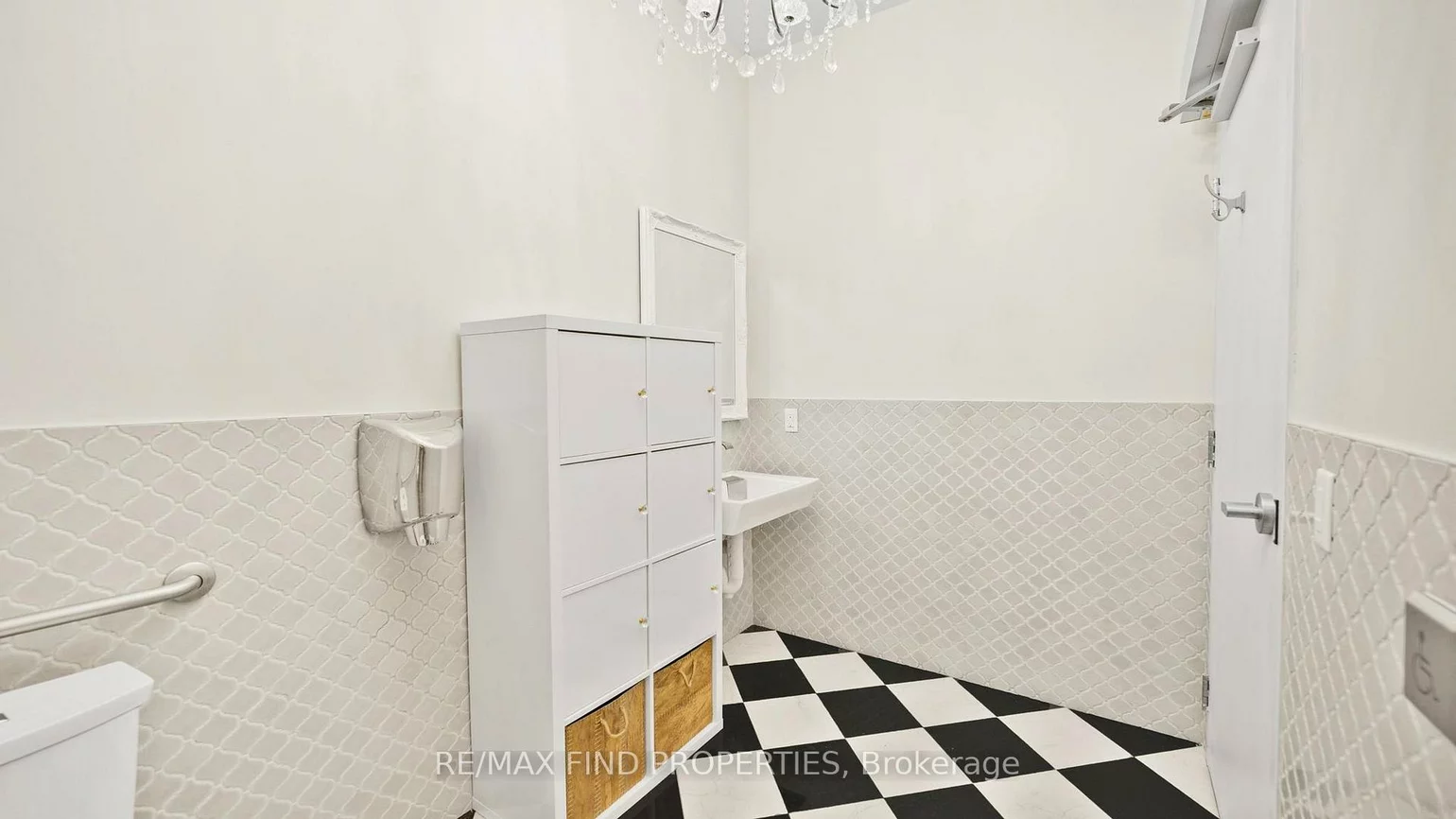216, Oak Park, 1015 - RO River Oaks, Oakville