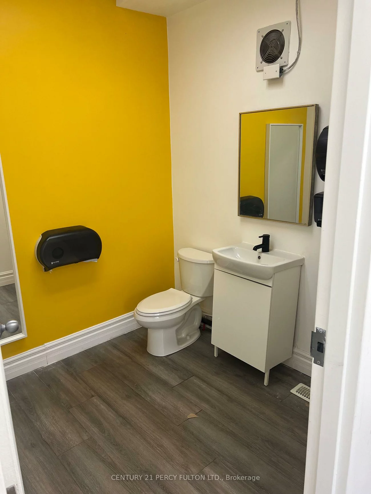 46, Lakeshore, 1002 - CO Central, Oakville