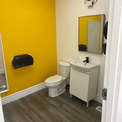 46, Lakeshore, 1002 - CO Central, Oakville
