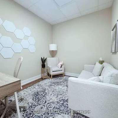 3485, Rebecca, 1014 - QE Queen Elizabeth, Oakville