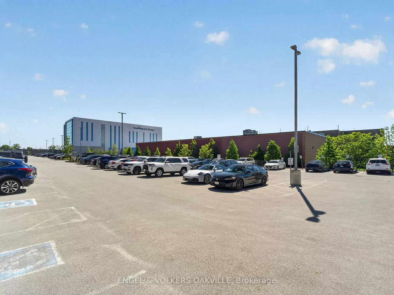 418, Iroquois Shore, 1014 - QE Queen Elizabeth, Oakville